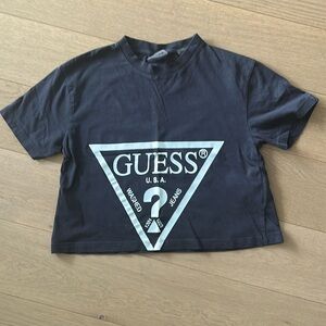 Guess crop tshirt